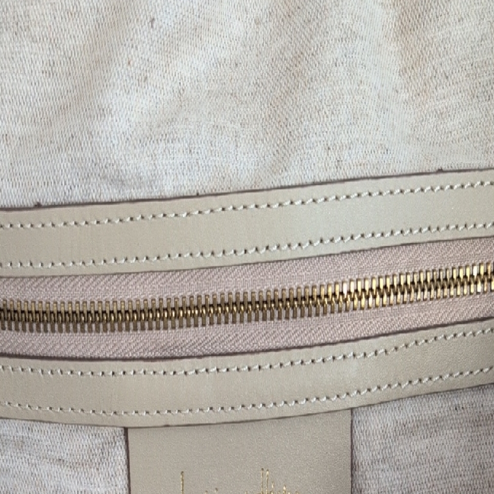 INDIA HICKS Retired "Fortune" Canvas Tote in Sleeping Leopard - Picture 6 of 11